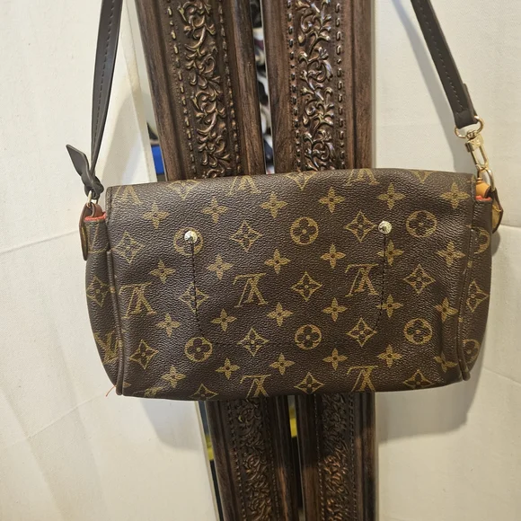 Classic Brown Monogram Canvas Crossbody with Gold Plaque - Picture 3 of 8